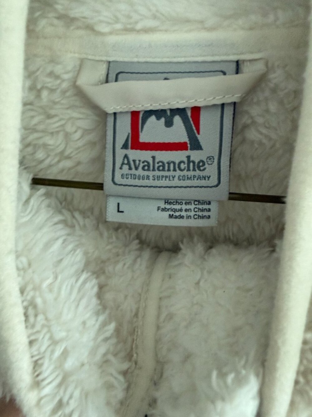 Canada Fleece - Size Large - Zip up Jacket by Avalanche - Picture 4 of 7